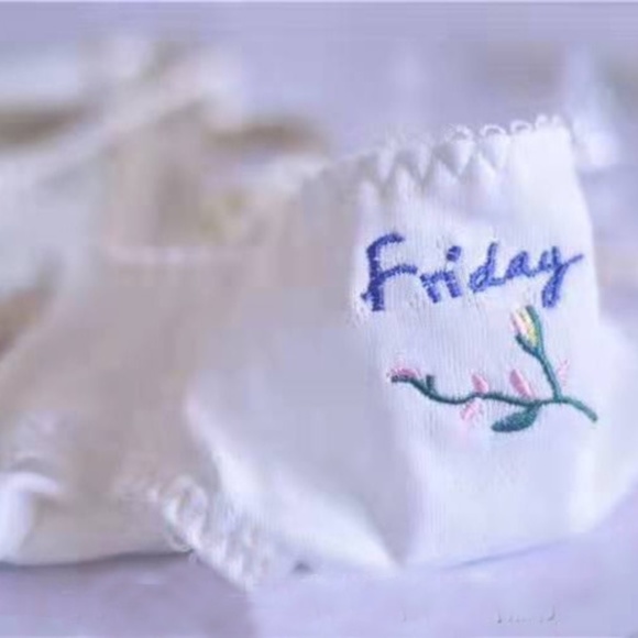 Friday Panties Soft Baby Cotton embroidered with a little flower 24" - 34" waist - Picture 3 of 8